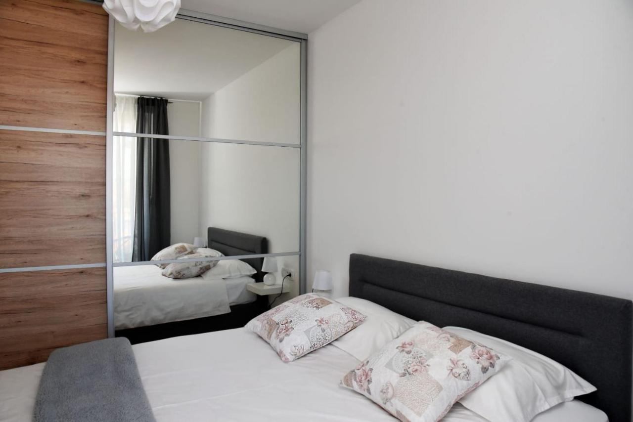 Apartment Luna Zadar Exterior foto